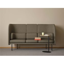 TUNE LOUNGEBORD OG SIDEBORD