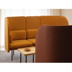 TUNE LOUNGEBORD OG SIDEBORD