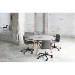 KONFERENCESTOL MED KRYDSSTEL - LAV RYG