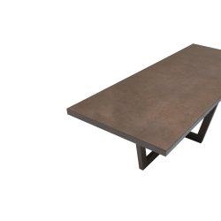 UDENDRS BORD MED DESIGN STEL