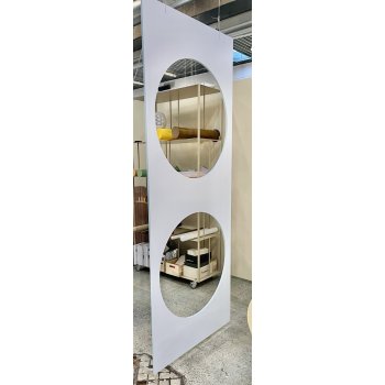 Rumdeler futurisk desing. Nu kr. 300.- Normal kr. 2.800.-