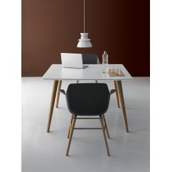 BORDE TIL CAFE'  OG HOTEL DV300	