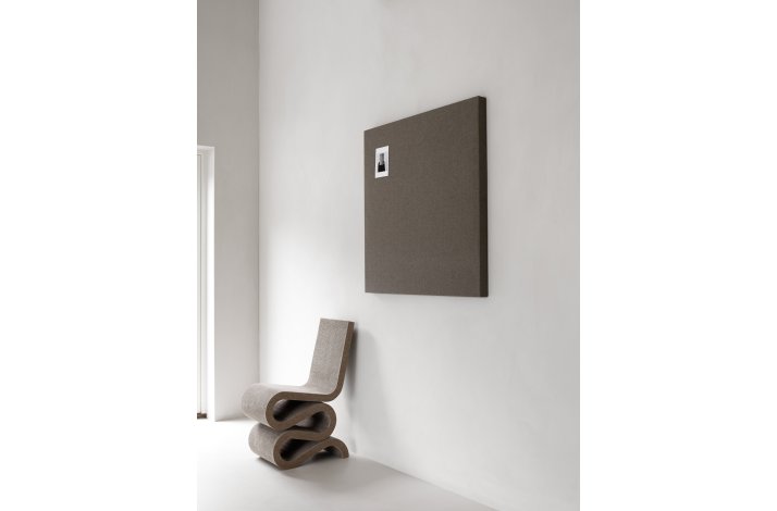 EDGE WALL - LYDABSORBERENDE VGELEMENT I STOF