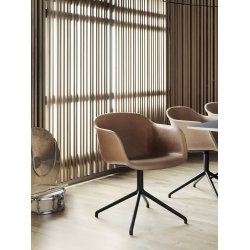 FIBER SIDE MED ARML�N / SWIVEL BASE MED HJUL