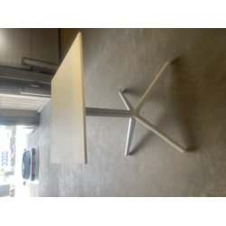 Pedrali Design stel Ypsilon 4, gr� nu kun kr. 400.- pr. stk. normal kr. 1.490.- 