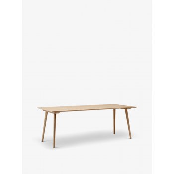 IN BETWEEN SK5 KANTINE OG MDEBORD I EG - FLERE FARVER