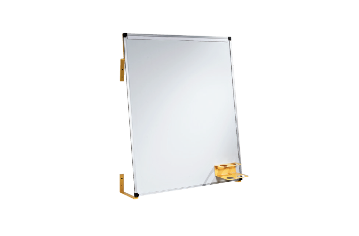 VGTAVLE MED WHITE BOARD