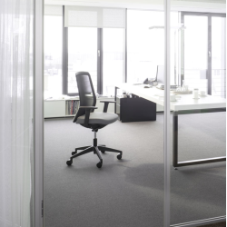 EVERYis1 - MODERNE KONTORSTOL