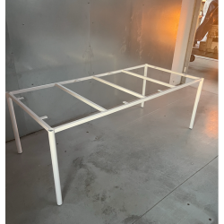 BORDSTEL MED RUNDE BEN 205 x 95 cm. nu kr. 500.- Normal kr.  4.500.- 