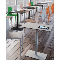 Ibebi flotte m�bler til konference m.m.