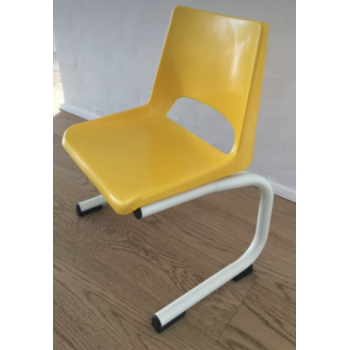 B�rnestol 3 - 6 �r kr. 100.- normal kr. 499.- 