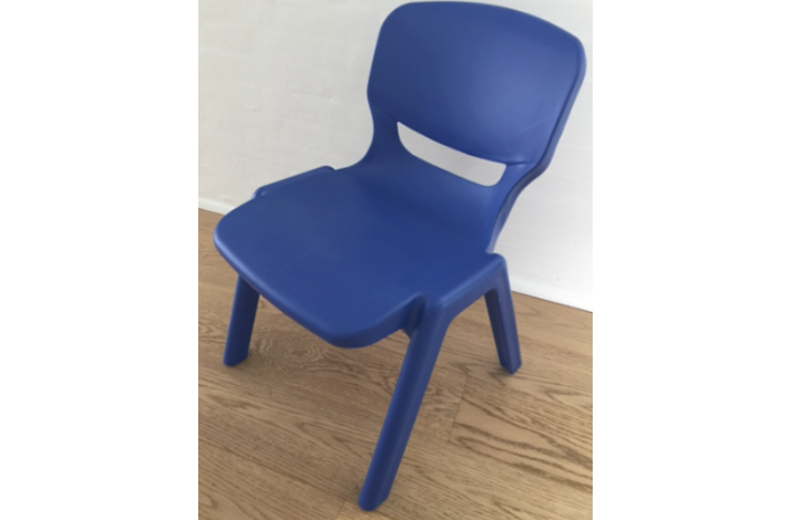 B�rnestol 3 - 6 �r kr. 100.- normal kr. 499.- 