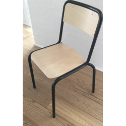 Stol 5030 med b�ges�de,sort stel, demostol kr. 100.- 