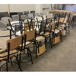 Drejestol, sort stel, b�g s�de nu kr. 300.- pr. stk. normal kr. 1.490.- 