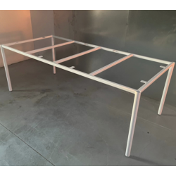 Bordramme hvid med runde ben, nu kun 500 kr. 