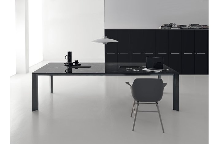 "MEET" - EKSKLUSIVE BORDE