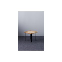 TUNE LOUNGEBORD OG SIDEBORD