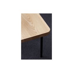 TUNE LOUNGEBORD OG SIDEBORD