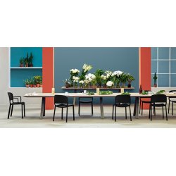 DOME STOL MED DETALJER