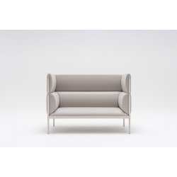 STILT SOFA MED HJT RYGLN