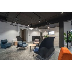 COFFEE LOUNGE BORDE MED TRBEN