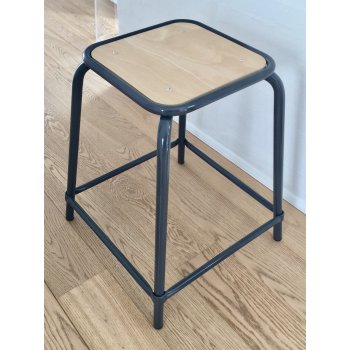 SQUARE TABURET / 59 CM 