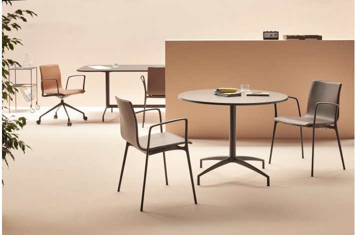 GORKA CHAIR - FLERE TYPER BEN