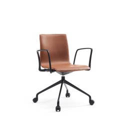GORKA CHAIR - FLERE TYPER BEN