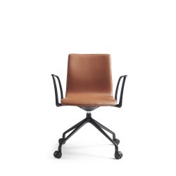 GORKA CHAIR - FLERE TYPER BEN