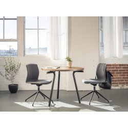 KABI CHAIR - PYRAMID LEGS