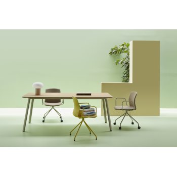 KABI CHAIR - PYRAMID LEGS