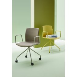 KABI CHAIR - PYRAMID LEGS