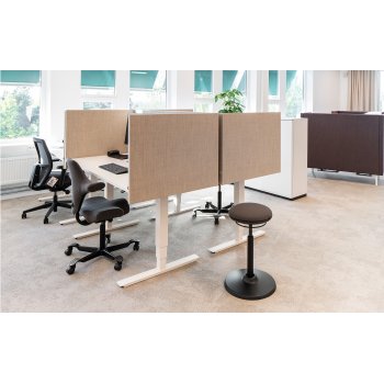 OPTIMA 30 BORDSKRM MED AFTAGELIGT BETRK / LIGE HJRNER