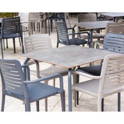 RODAS TABLE - TIL UDENDRS OG INDENDRS