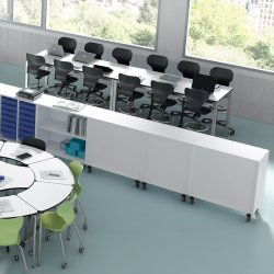 MIA ELEVSTOL MED HJUL OG FODRING