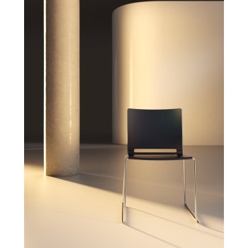 MULTI STOL I FLERE FARVER