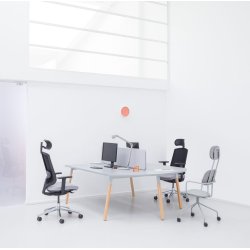 OGI_W DOBBELTBORD MED TRBEN