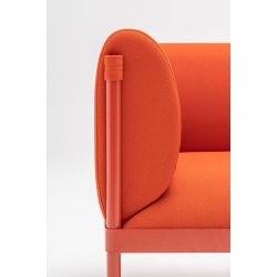 STILT SOFA