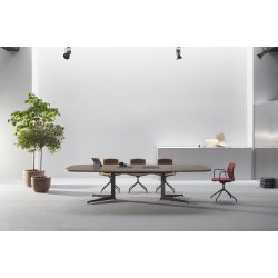 KABI CHAIR - PYRAMID LEGS