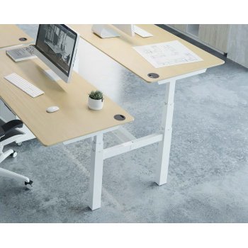 DOBBELT STØJLET STEL MED PLADE